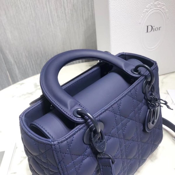 Dior 中 Lady Dior 靛藍色超霧面小牛皮包 LV官方網,LV官網,LV官網包包,LV官網台灣,LV官網長夾,LV官網皮夾,LV包包