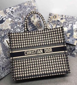 Dior Book 千鳥格刺繡帆布手提包 LV官方網,LV官網,LV官網包包,LV官網台灣,LV官網長夾,LV官網皮夾,LV包包