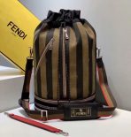 Fendi Mon Tresor Pequin 條紋布料抽繩包 LV官方網,LV官網,LV官網包包,LV官網台灣,LV官網長夾,LV官網皮夾,LV包包