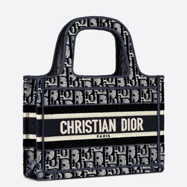 Dior 波爾多斜紋刺繡天鵝絨迷你書本托特包 LV官方網,LV官網,LV官網包包,LV官網台灣,LV官網長夾,LV官網皮夾,LV包包