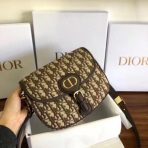 Dior 中型棕色 Dior Oblique 帆布 Bobby 包 LV官方網,LV官網,LV官網包包,LV官網台灣,LV官網長夾,LV官網皮夾,LV包包