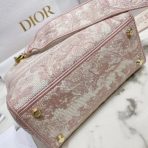 Dior 中 Lady D-Lite 粉紅色 Toile de Jouy 刺繡手袋 LV官方網,LV官網,LV官網包包,LV官網台灣,LV官網長夾,LV官網皮夾,LV包包