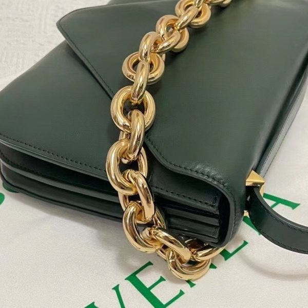 Bottega Veneta Mount 中型綠色小牛皮信封包 LV官方網,LV官網,LV官網包包,LV官網台灣,LV官網長夾,LV官網皮夾,LV包包