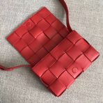 Bottega Veneta 紅色小羊皮卡式包 LV官方網,LV官網,LV官網包包,LV官網台灣,LV官網長夾,LV官網皮夾,LV包包