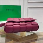 Bottega Veneta 硃砂小牛皮加墊盒式包 LV官方網,LV官網,LV官網包包,LV官網台灣,LV官網長夾,LV官網皮夾,LV包包