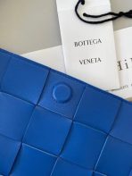 Bottega Veneta Cassett 藍色 Intrecciato 小羊皮包 LV官方網,LV官網,LV官網包包,LV官網台灣,LV官網長夾,LV官網皮夾,LV包包