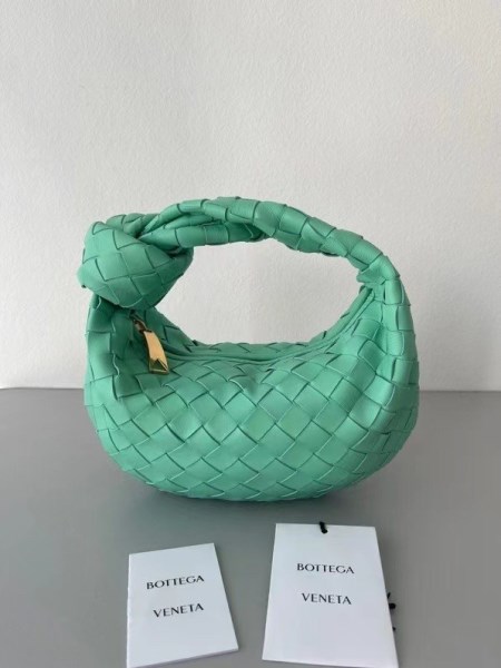 Bottega Veneta BV Jodie 深紅編織小羊皮迷你包 LV官方網,LV官網,LV官網包包,LV官網台灣,LV官網長夾,LV官網皮夾,LV包包