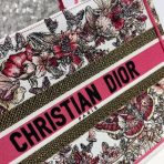 Dior 小號多色蝴蝶刺繡書本托特包 LV官方網,LV官網,LV官網包包,LV官網台灣,LV官網長夾,LV官網皮夾,LV包包