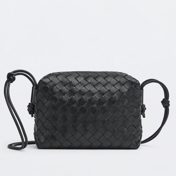 Bottega Veneta 米色 Intrecciato 小羊皮小號環包 LV官方網,LV官網,LV官網包包,LV官網台灣,LV官網長夾,LV官網皮夾,LV包包