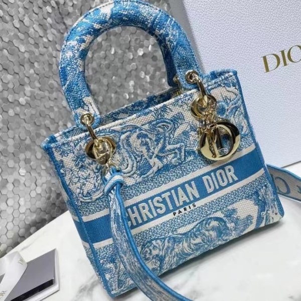 Dior 中 Lady D-Lite 藍色 Toile de Jouy 帆布包 LV官方網,LV官網,LV官網包包,LV官網台灣,LV官網長夾,LV官網皮夾,LV包包