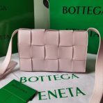 Bottega Veneta Cassett Bliss 水洗編織小羊皮包 LV官方網,LV官網,LV官網包包,LV官網台灣,LV官網長夾,LV官網皮夾,LV包包