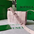 Bottega Veneta Cassett Bliss 水洗編織小羊皮包 LV官方網,LV官網,LV官網包包,LV官網台灣,LV官網長夾,LV官網皮夾,LV包包