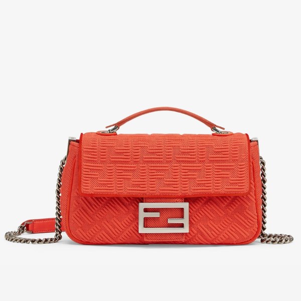 Fendi Baguette FF 圖案銀色小羊皮中號手袋 LV官方網,LV官網,LV官網包包,LV官網台灣,LV官網長夾,LV官網皮夾,LV包包