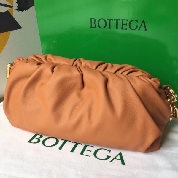 Bottega Veneta 黏土小牛皮鏈手拿包 LV官方網,LV官網,LV官網包包,LV官網台灣,LV官網長夾,LV官網皮夾,LV包包