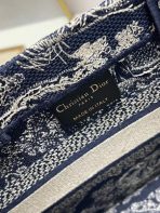 Dior 新款藍色 Toile de Jouy 反面刺繡小書包 LV官方網,LV官網,LV官網包包,LV官網台灣,LV官網長夾,LV官網皮夾,LV包包