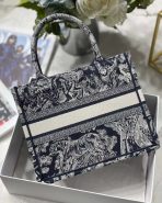 Dior 新款藍色 Toile de Jouy 反面刺繡小書包 LV官方網,LV官網,LV官網包包,LV官網台灣,LV官網長夾,LV官網皮夾,LV包包