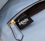 Fendi 藍色納帕皮革 Baguette 鏈條中長包 LV官方網,LV官網,LV官網包包,LV官網台灣,LV官網長夾,LV官網皮夾,LV包包