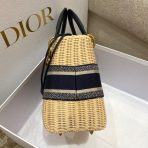 Dior 中 Lady Dior 柳條和藍色斜提花手袋 LV官方網,LV官網,LV官網包包,LV官網台灣,LV官網長夾,LV官網皮夾,LV包包