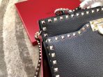 Valentino 黑色中型 Rockstud 手提包 LV官方網,LV官網,LV官網包包,LV官網台灣,LV官網長夾,LV官網皮夾,LV包包