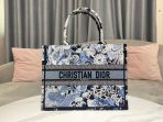 Dior 中藍色十二生肖 Fantastico 刺繡 Book 托特包 LV官方網,LV官網,LV官網包包,LV官網台灣,LV官網長夾,LV官網皮夾,LV包包