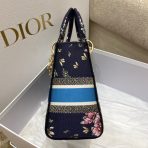 Dior 中型 Lady D-Lite 藍色 D 星座刺繡包 LV官方網,LV官網,LV官網包包,LV官網台灣,LV官網長夾,LV官網皮夾,LV包包