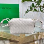 Bottega Veneta 白色 Intrecciato 小羊皮迷你 Loop 手袋 LV官方網,LV官網,LV官網包包,LV官網台灣,LV官網長夾,LV官網皮夾,LV包包