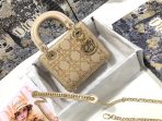 Dior 迷你 Lady Dior 串珠刺繡金屬色小羊皮包 LV官方網,LV官網,LV官網包包,LV官網台灣,LV官網長夾,LV官網皮夾,LV包包