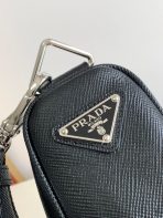 Prada 黑色 Saffiano 小牛皮三角肩背包 LV官方網,LV官網,LV官網包包,LV官網台灣,LV官網長夾,LV官網皮夾,LV包包