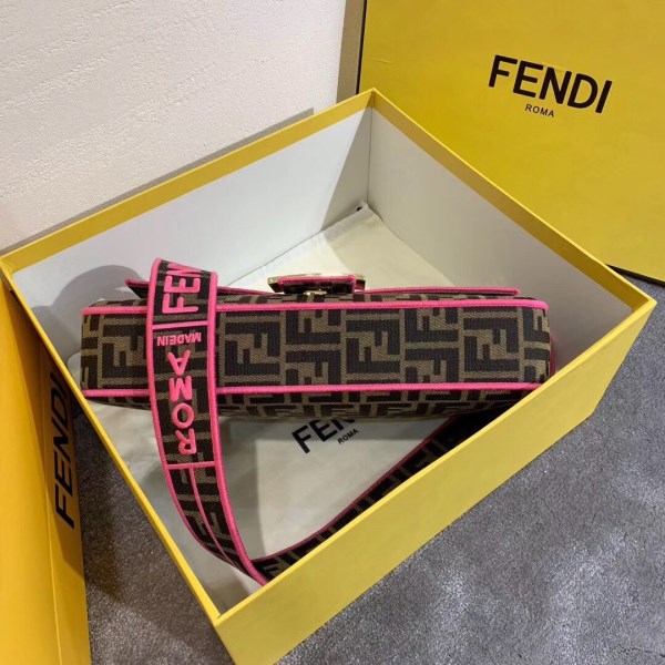 Fendi Baguette 大 FF 布料包袋，粉紅色飾邊 LV官方網,LV官網,LV官網包包,LV官網台灣,LV官網長夾,LV官網皮夾,LV包包