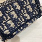 Dior 藍色 Dior Oblique 刺繡迷你 Book Tote 手機包 LV官方網,LV官網,LV官網包包,LV官網台灣,LV官網長夾,LV官網皮夾,LV包包