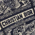 Dior 迷你 Book Tote 藍色 Toile de Jouy 反面刺繡手機包 LV官方網,LV官網,LV官網包包,LV官網台灣,LV官網長夾,LV官網皮夾,LV包包