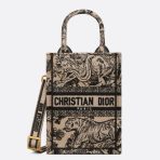 Dior 榛果 Toile de Jouy 刺繡迷你 Book Tote 手機包 LV官方網,LV官網,LV官網包包,LV官網台灣,LV官網長夾,LV官網皮夾,LV包包