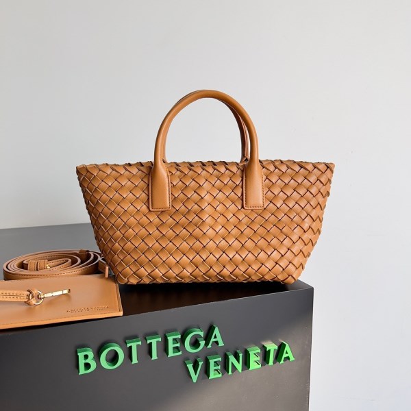 Bottega Veneta 焦糖色編織小羊皮迷你托特包 LV官方網,LV官網,LV官網包包,LV官網台灣,LV官網長夾,LV官網皮夾,LV包包