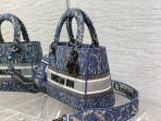 Dior 中號 Lady D-Lite 藍色 Brocart 牛仔效果刺繡包袋 LV官方網,LV官網,LV官網包包,LV官網台灣,LV官網長夾,LV官網皮夾,LV包包