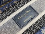 Dior 中號 Lady D-Lite 藍色 Brocart 牛仔效果刺繡包袋 LV官方網,LV官網,LV官網包包,LV官網台灣,LV官網長夾,LV官網皮夾,LV包包