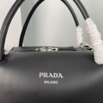 Prada Supernova 中型黑色皮革手提包 LV官方網,LV官網,LV官網包包,LV官網台灣,LV官網長夾,LV官網皮夾,LV包包