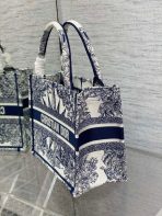 Dior 白色小號 Book Tote 手提包藍色 Rêve d’Infini 刺繡 LV官方網,LV官網,LV官網包包,LV官網台灣,LV官網長夾,LV官網皮夾,LV包包