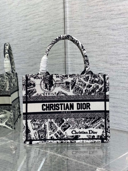 Dior 白色 Plan de Paris 刺繡小號 Book 托特包 LV官方網,LV官網,LV官網包包,LV官網台灣,LV官網長夾,LV官網皮夾,LV包包