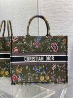 Dior 大書本托特包，綠色 Dior Petites Fleurs 刺繡 LV官方網,LV官網,LV官網包包,LV官網台灣,LV官網長夾,LV官網皮夾,LV包包