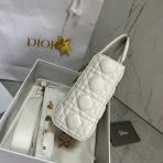 Dior 小號 Lady Dior My ABCDior 白色小羊皮包 LV官方網,LV官網,LV官網包包,LV官網台灣,LV官網長夾,LV官網皮夾,LV包包