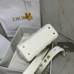 Dior 小號 Lady Dior My ABCDior 白色小羊皮包 LV官方網,LV官網,LV官網包包,LV官網台灣,LV官網長夾,LV官網皮夾,LV包包