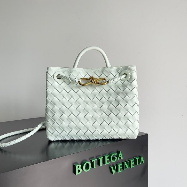 Bottega Veneta 小號 Andiamo 冰川編織小羊皮包 LV官方網,LV官網,LV官網包包,LV官網台灣,LV官網長夾,LV官網皮夾,LV包包