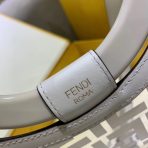 Fendi 白色小號 PU Runaway 購物包 LV官方網,LV官網,LV官網包包,LV官網台灣,LV官網長夾,LV官網皮夾,LV包包