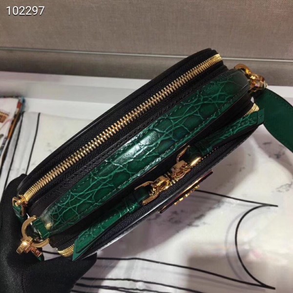 Prada Odette 黑色 Saffiano 和綠色鱷魚皮包 LV官方網,LV官網,LV官網包包,LV官網台灣,LV官網長夾,LV官網皮夾,LV包包