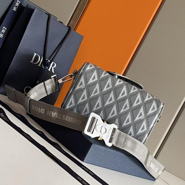 Dior Lingot信使包 LV官方網,LV官網,LV官網包包,LV官網台灣,LV官網長夾,LV官網皮夾,LV包包