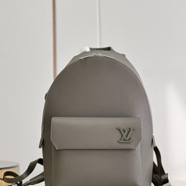 【台灣貨 M21362藍】本款雙肩包為 LV Aerogram 牛皮革 LV官方網,LV官網,LV官網包包,LV官網台灣,LV官網長夾,LV官網皮夾,LV包包