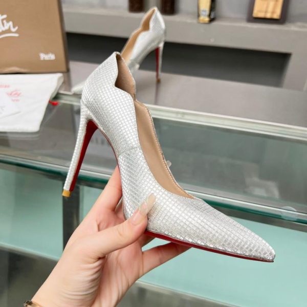 Louboutin CL紅底鞋‖ 全球限量！ LV官方網,LV官網,LV官網包包,LV官網台灣,LV官網長夾,LV官網皮夾,LV包包