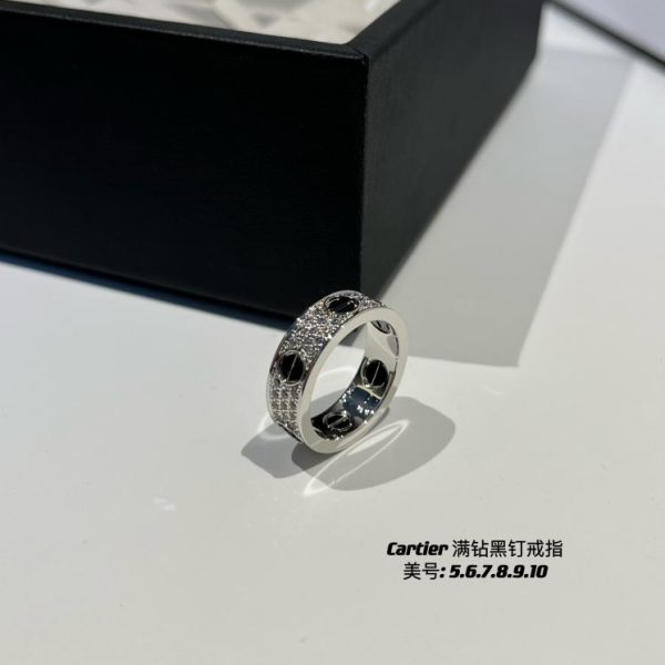 Cartier Love系列滿天星大餅項鍊 LV官方網,LV官網,LV官網包包,LV官網台灣,LV官網長夾,LV官網皮夾,LV包包