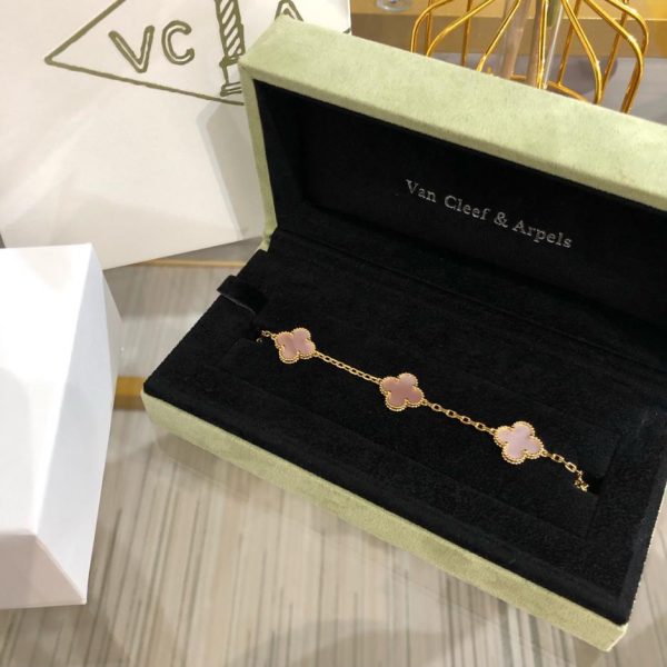 【頂級版】Van Cleef & Arpels VCA mini单花手链 LV官方網,LV官網,LV官網包包,LV官網台灣,LV官網長夾,LV官網皮夾,LV包包