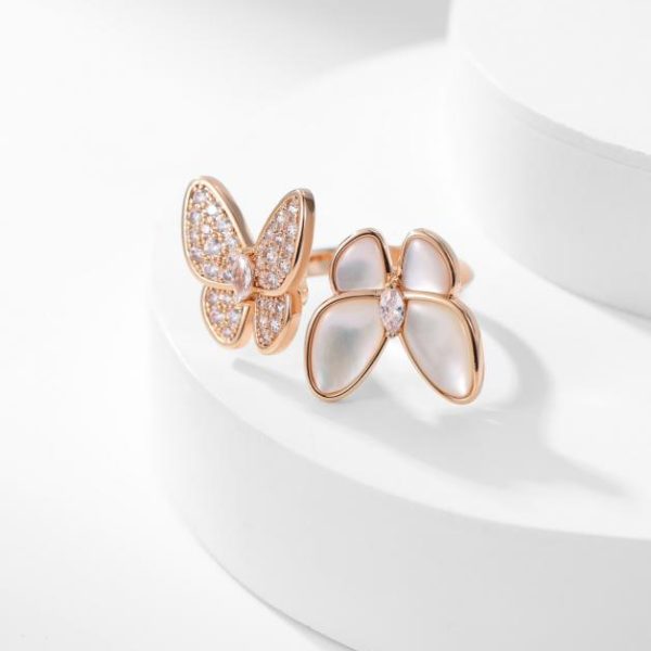 【頂級版】Van Cleef & Arpels 新款Lucky Spring系列梅花戒指 LV官方網,LV官網,LV官網包包,LV官網台灣,LV官網長夾,LV官網皮夾,LV包包